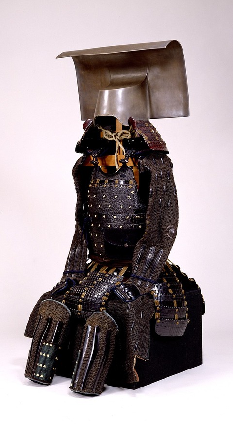 034 直方藩初代・黒田高政 黒糸威胴丸具足