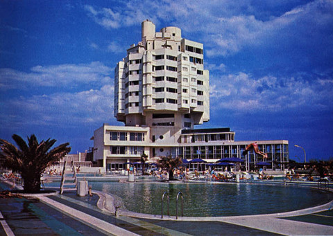 30　パシフィックホテル茅ヶ崎