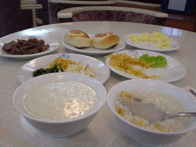 北朝鮮観光 朝食