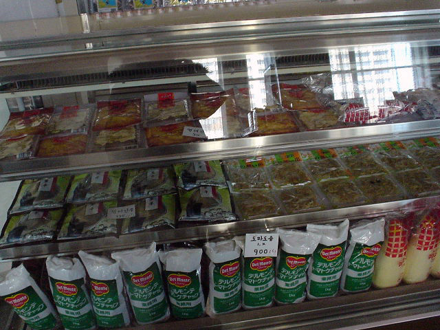 平壌第一百貨店 デルモンテ