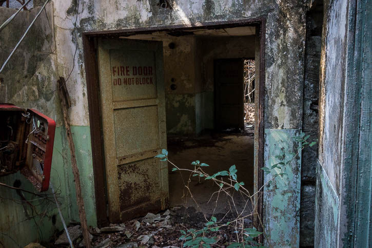 府中基地RX-21