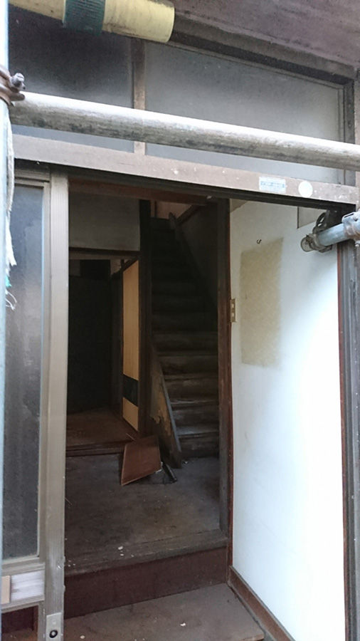 中