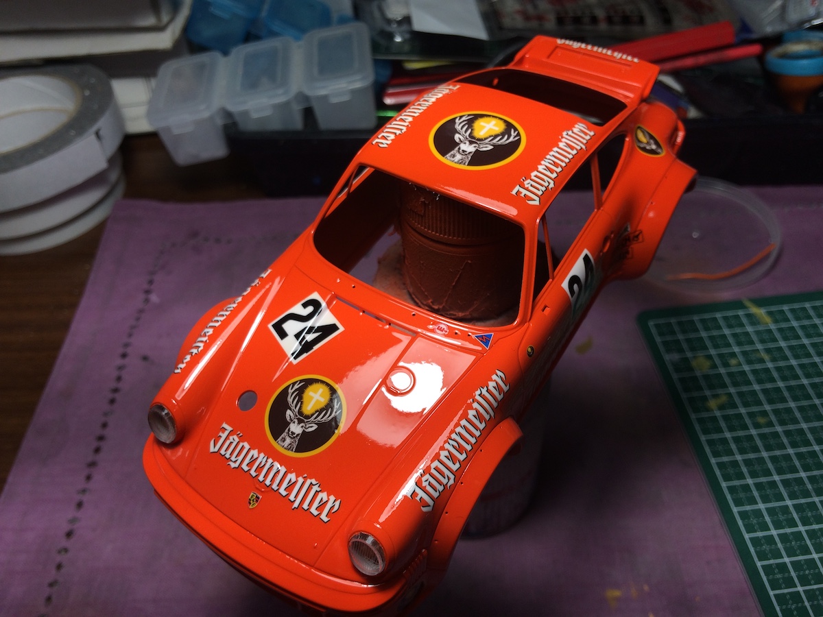 タミヤ 1/24 ポルシェ934RSR イェーガーマイスター