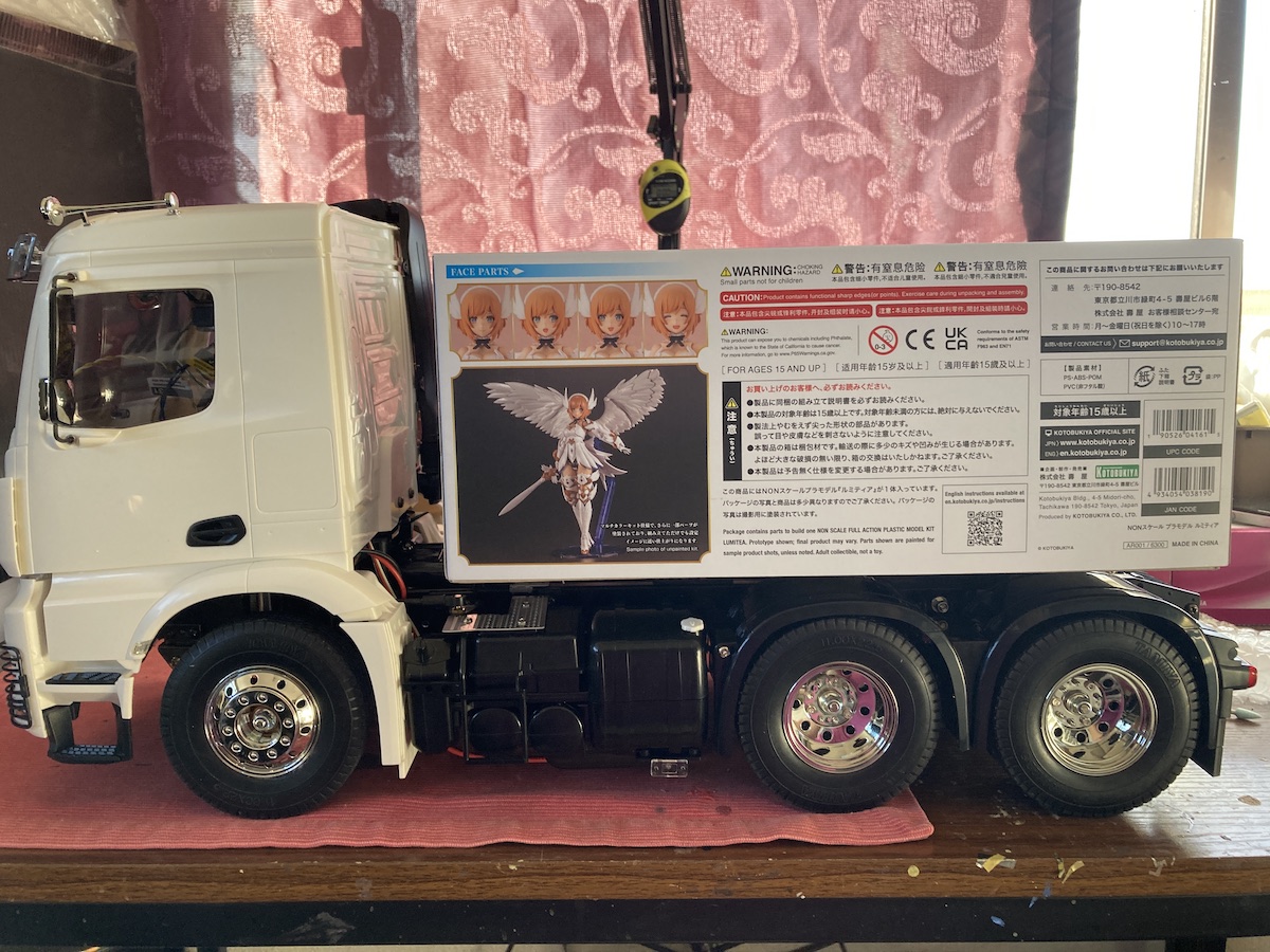タミヤ 1/14 電動R/Cトラック メルセデツ・ベンツ アロクス3363 タミヤ 1/14 電動R/Cトラック メルセデツ・ベンツ アロクス3363
