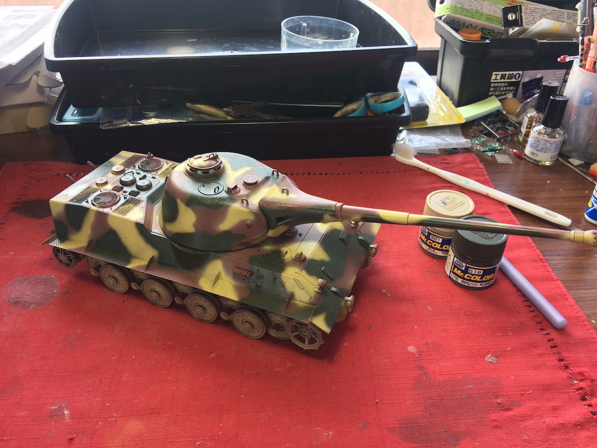アミュージングホビー 1/ 35 ドイツ超重戦車 VII号 レーヴェ