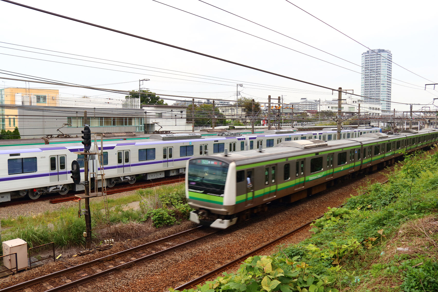 横浜線を走る半蔵門線用系第一編成 Honatsuexp のblog