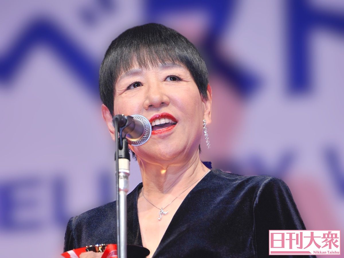 顔面崩壊 和田アキ子 和田アキ子の眼瞼下垂手術は失敗なのか？？？