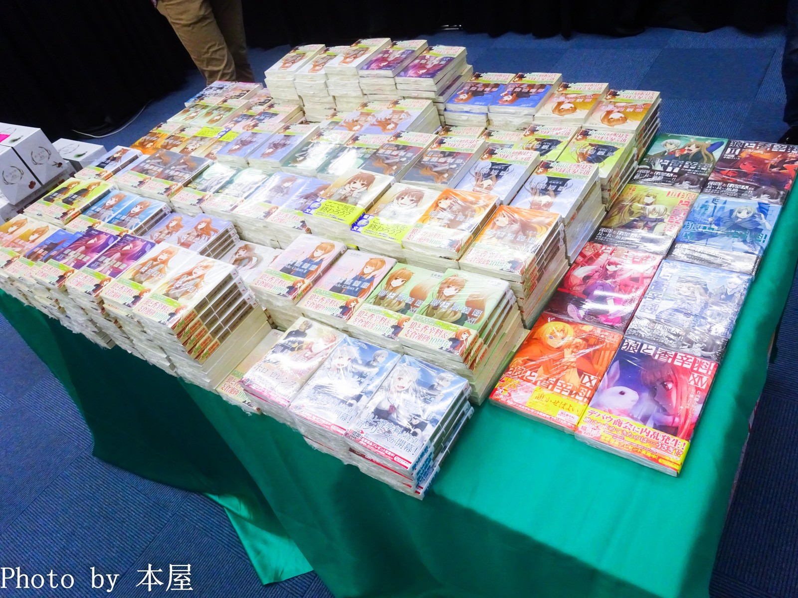 狼と香辛料 10周年を記念したミュージアム 湯屋 狼と香辛料 亭 が開催 アキバな本屋