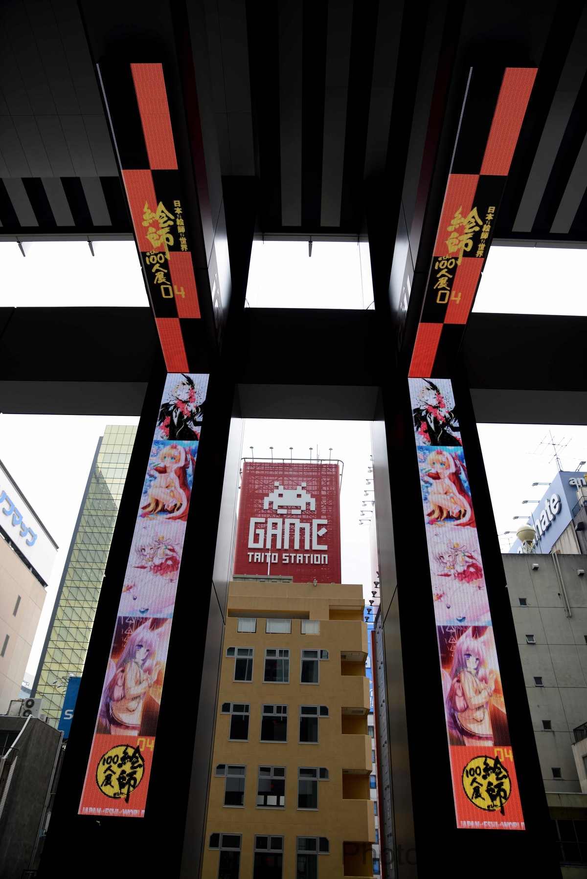 かわいい をテーマに103人の絵師が103通りの かわいい を描く 秋葉原gwの顔 絵師100人展 04 が開催 アキバな本屋
