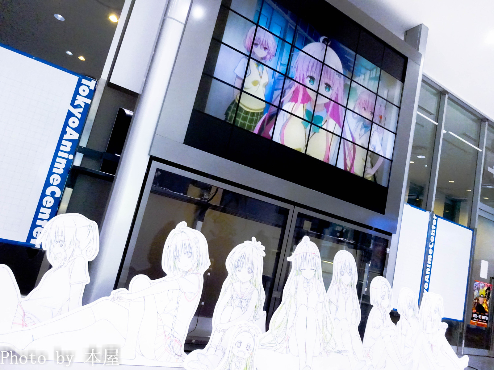 10周年にちなんだ？限定販売10体の等身大モモフィギュアの価格は250万 