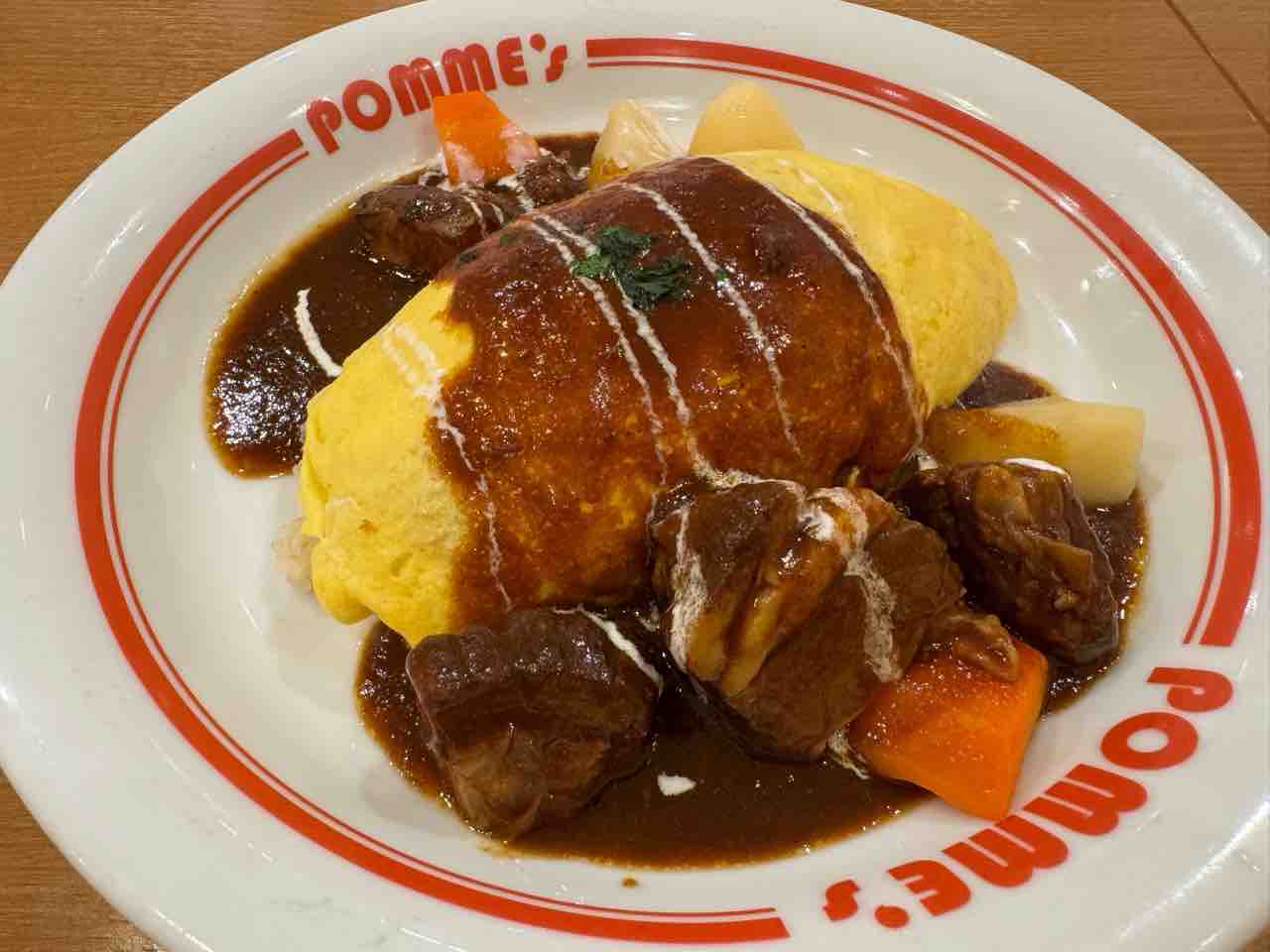 4泊5日の家族旅行 食事編 札幌ステラプレイス 創作オムライス ポムの樹