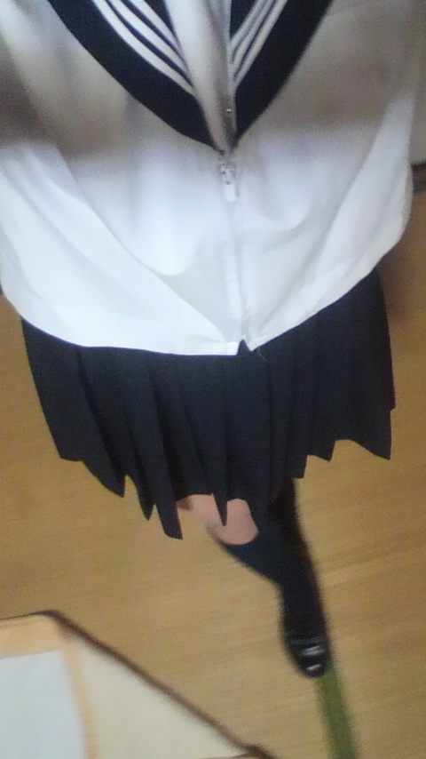 問題 日本の高校生が上履きやローファを履いたり 働く女子がパンプスやパンストを履いたりする理由はなーんだ ミラクルミルク