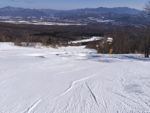 17694830547700