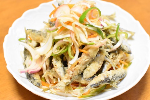 新玉ネギのマリネ 釣った小鯖の南蛮漬け 家庭菜園gogo日記 ゑの畑日記