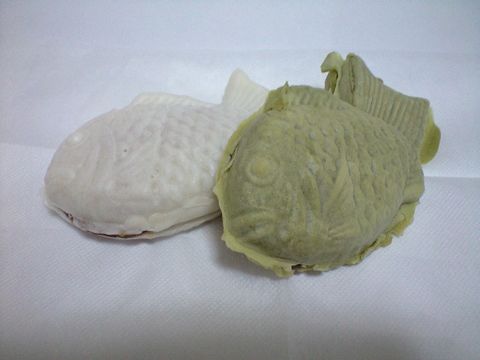 明日出来ることは 今日しない 白いタイヤキ 明日出来ることは 今日しない 白いタイヤキ