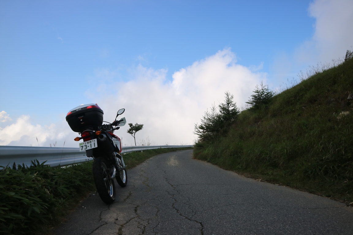 バイク 鉢伏山 七島八島 そして土砂降りの雨 Crf250l 明日出来ることは 今日しない バイク 鉢伏山 七島八島 そして土砂降りの雨 Crf250l 明日出来ることは 今日しない