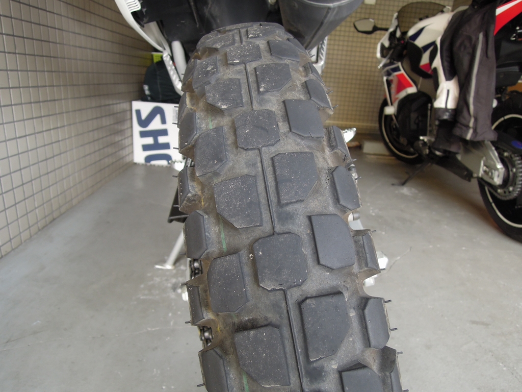 明日出来ることは 今日しない バイク タイヤ交換 Dunlop D604 Crf250l