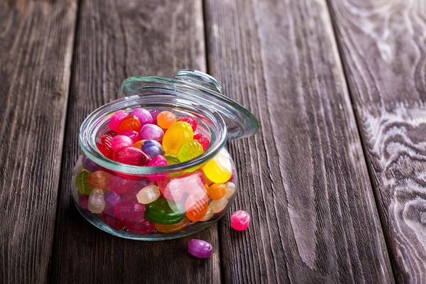 candies-g873e51965_1920