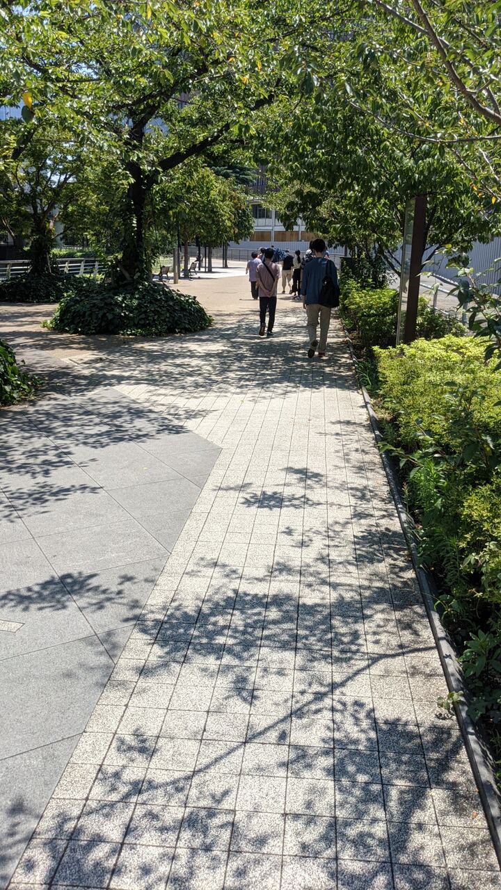 だっだっ だっだだだ