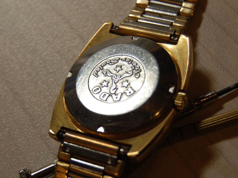 Rado Trident 300 自動巻き時計 ゴールド 【公式通販】