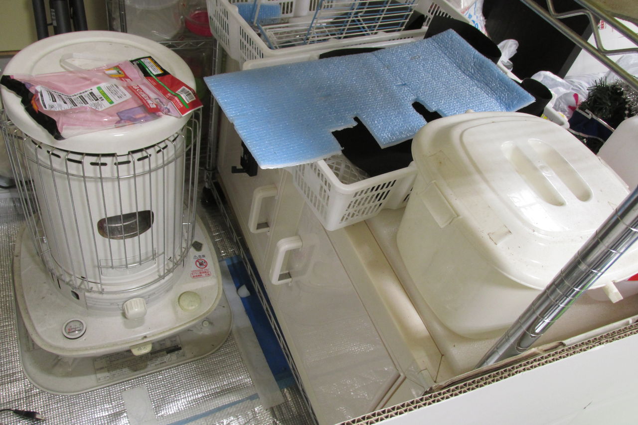 冷やし虫家(機械ユニットは新品、本日交換) 冷やし虫家、改造、その1 - オオクワ メカニクル