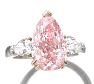 4.59ct Fancy Intense Pink SI2