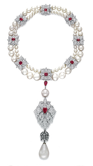 Peregrina natural pearl