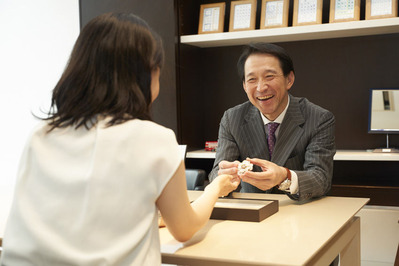 ジュエリーアドバイザーの仕事帖