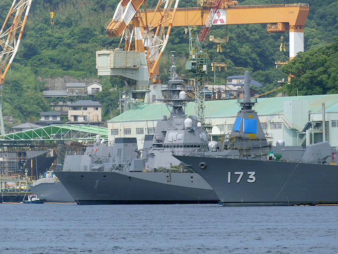 新長崎遠めがね 護衛艦 もがみ ドックを出ました 新長崎遠めがね 護衛艦 もがみ ドックを出ました