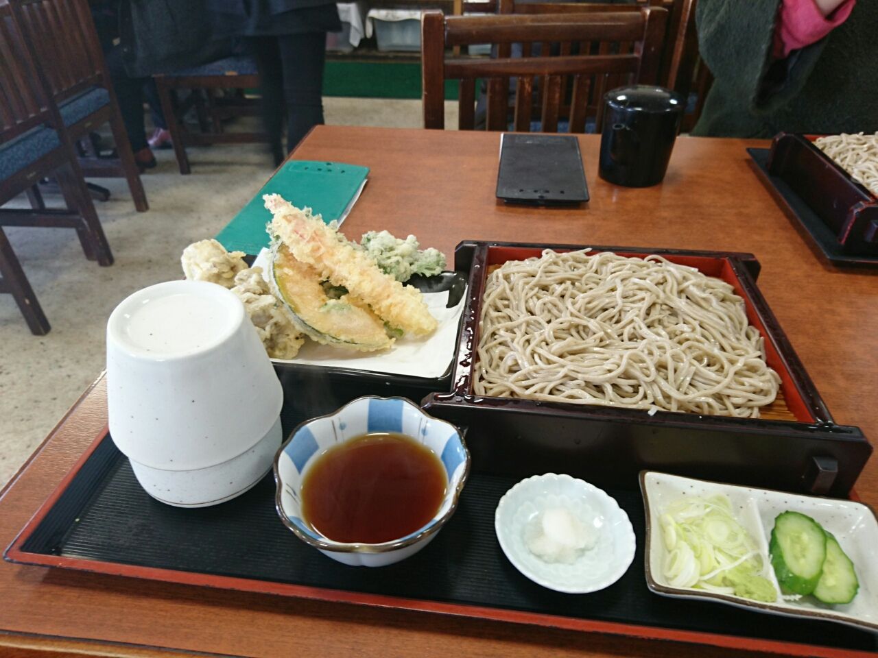 シュワルツェネッガーの犠牲者509人全員がひとつのビデオに集結