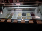 甘味カフェ茶ゆ アイスクリームのショーケース