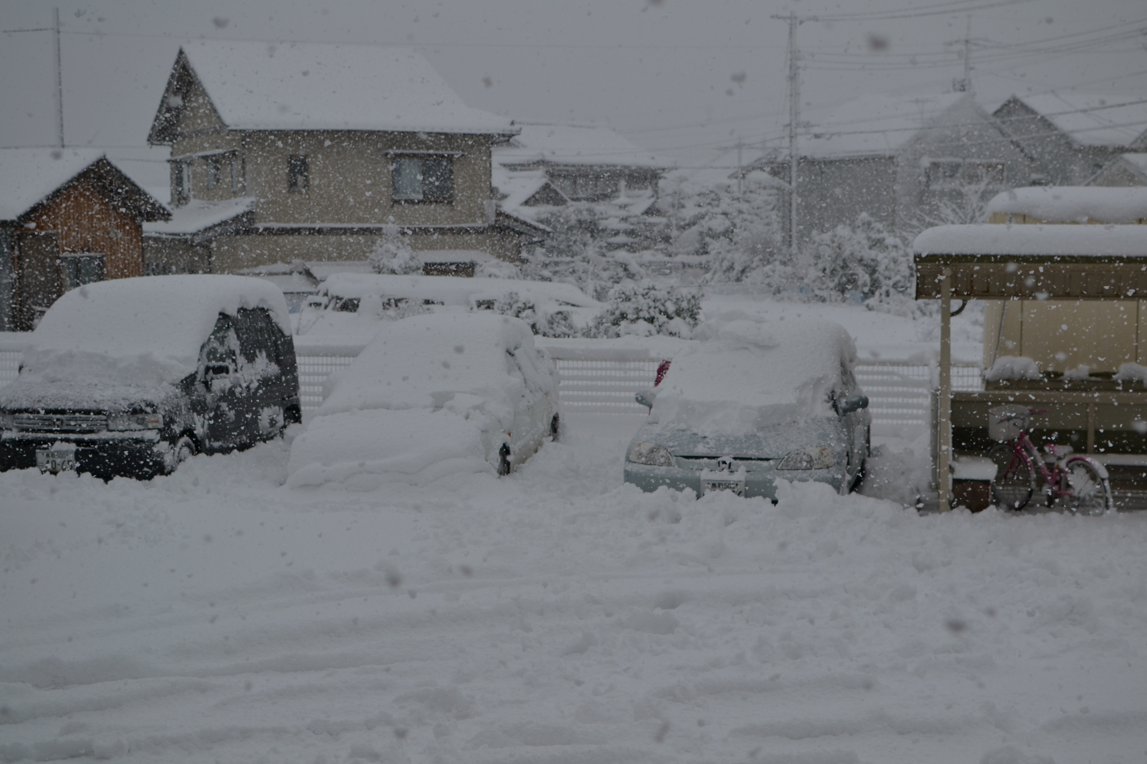 雪で壊れまくり 鳥取の車屋ブログ中古車販売買取が得意の日常業務編 雪で壊れまくり 鳥取の車屋ブログ中古車販売買取が得意の日常業務編
