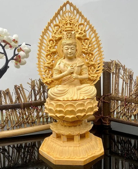 木彫り大日如来仏像