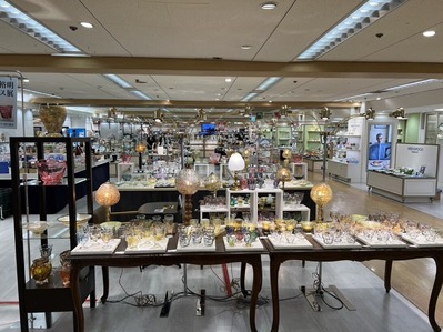 0-1.ºòǯ¤Î¥¬¥é¥¹Å¸¤ÎÍÍ»Ò