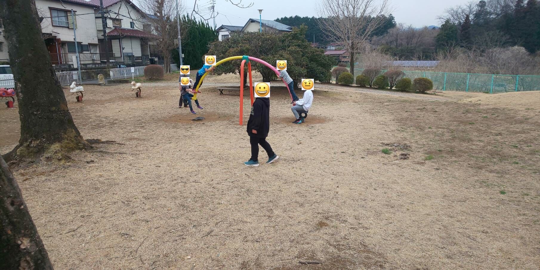 近所の子供達と鬼ごっこ三 卍 O 卍ドゥルルル 児童デイサービスほっと ブログ
