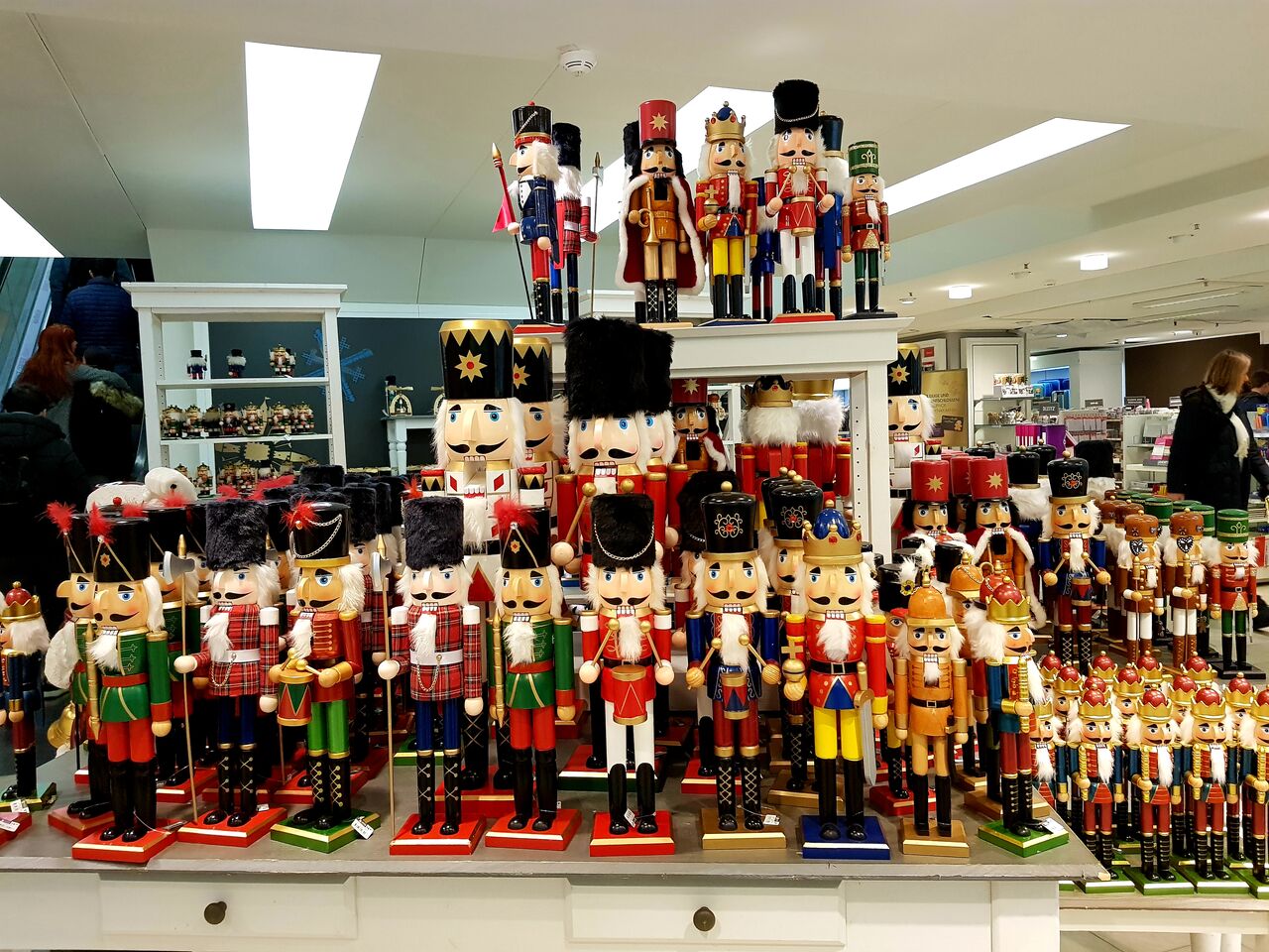 ドイツ土産いろいろ！？＆ドイツ クリスマス装飾品「くるみ割り人形