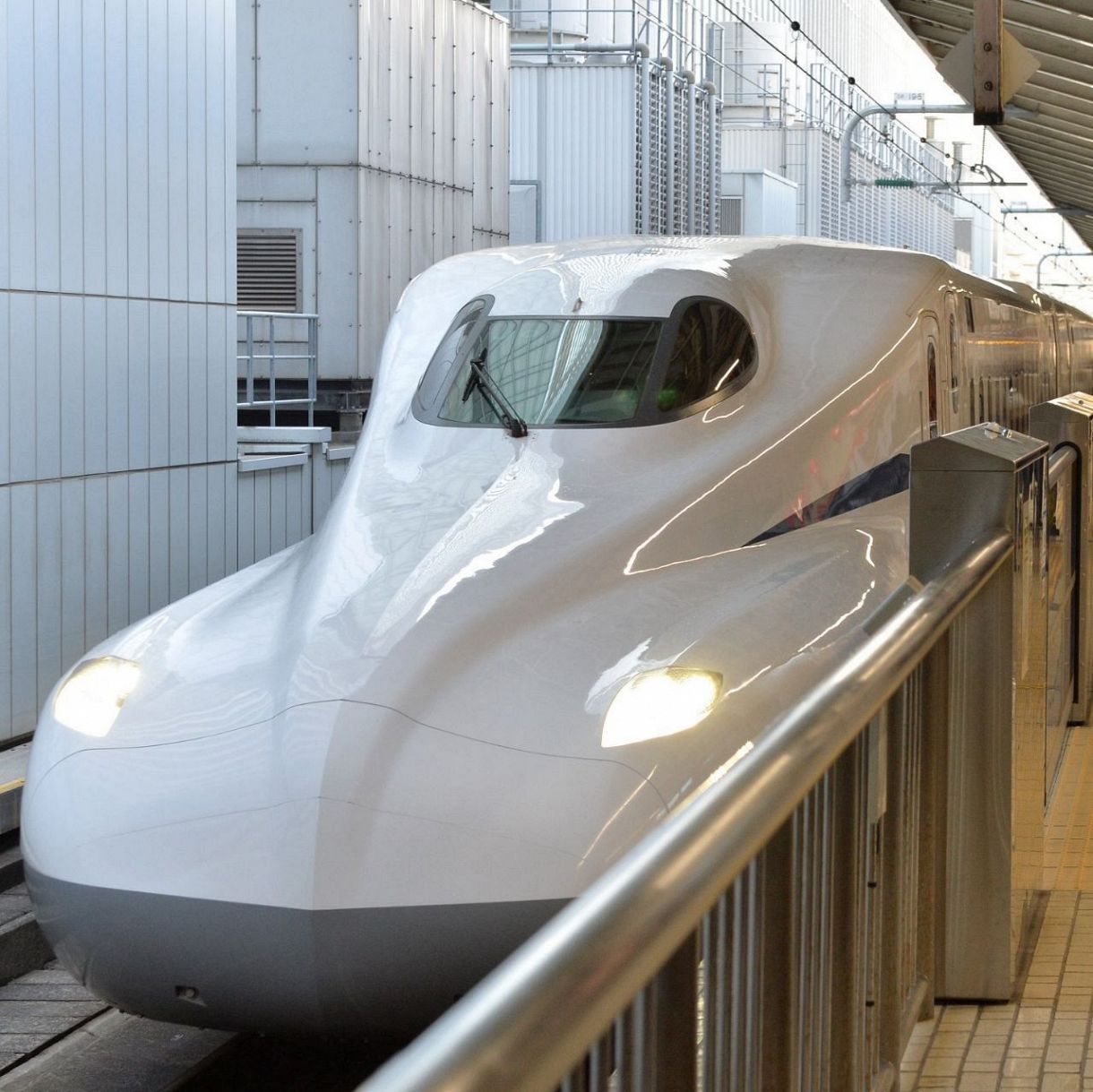 東海道新幹線、自動運転へ 28年導入目標、N700S