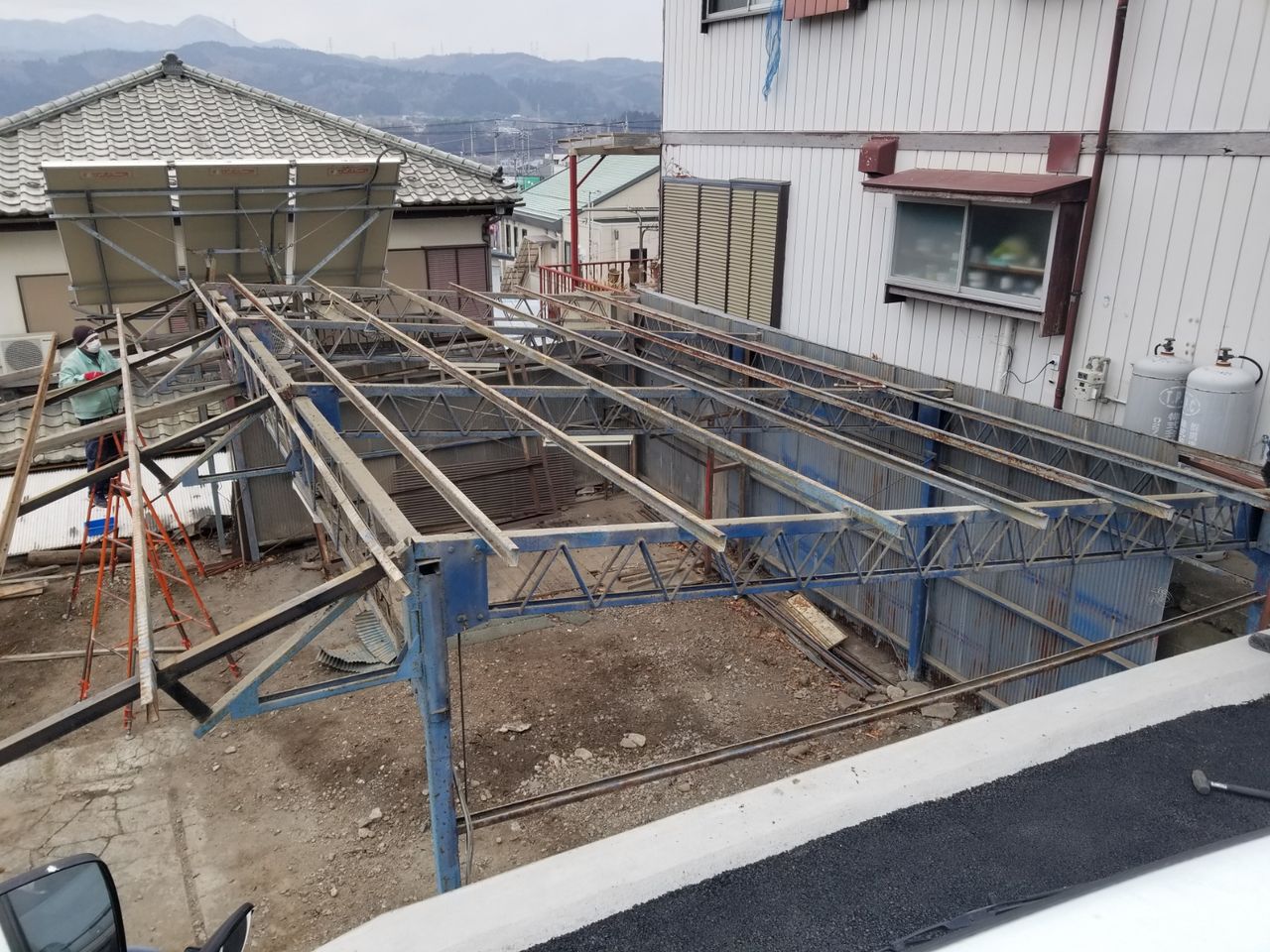 3月4日 月 既存鉄骨ガレージ解体 株式会社ハウステックともえやのblog 3月4日 月 既存鉄骨ガレージ解体 株式会社ハウステックともえやのblog