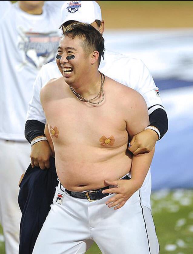ほいよ これプロ野球選手の腹筋ね 筋肉痛に気を付けて筋トレをしよう 筋肉まとめ