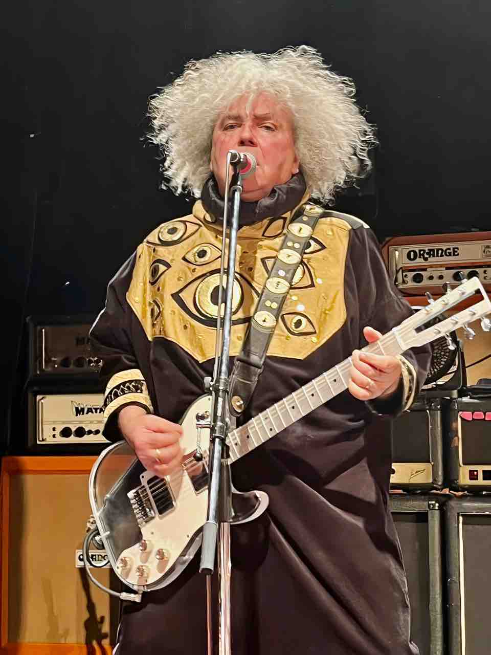 MELVINS @ 渋谷WWW X 03/20 感想 : あさってからでもいいかな…