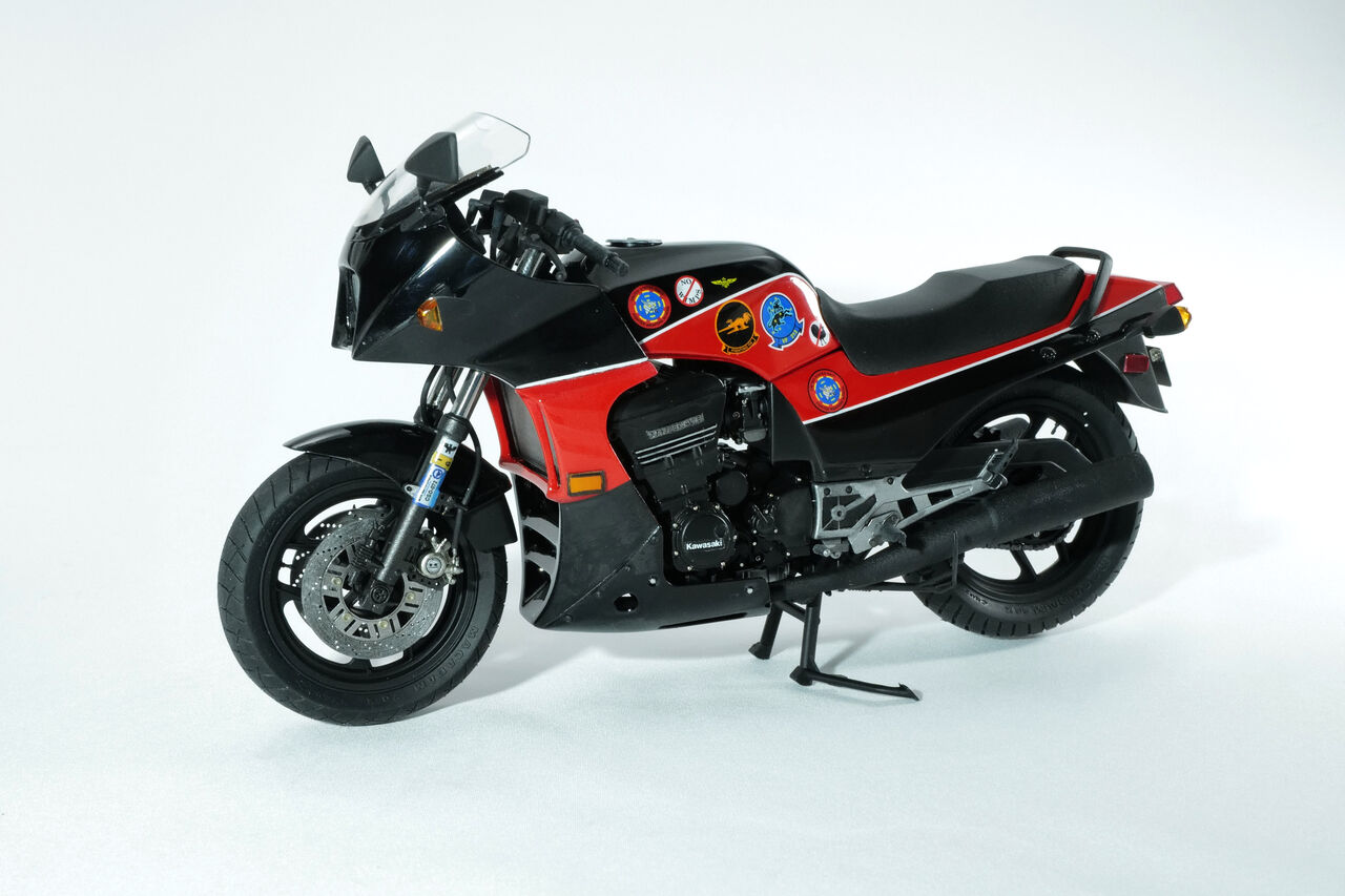 作る アオシマ カワサキ GPZ900R 1/12 「その11 ギャラリー」 : 299の