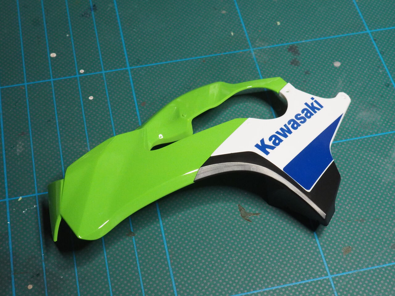 作る MENG Model カワサキNinja ZX-10R 1/9「その7 Step41-50&Self