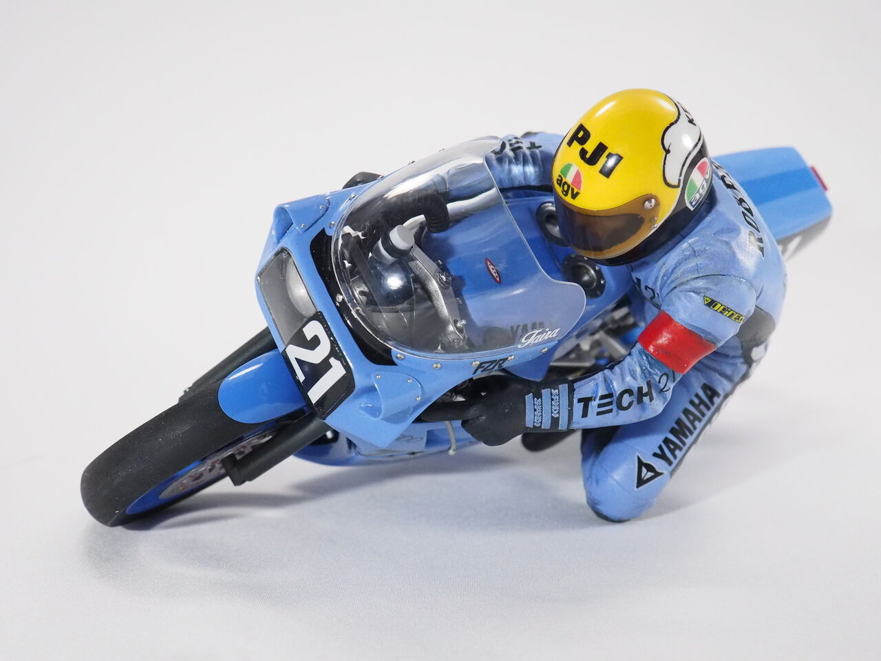 作る フジミ TECH21 ヤマハFZR750 1/12 「その14 ギャラリー