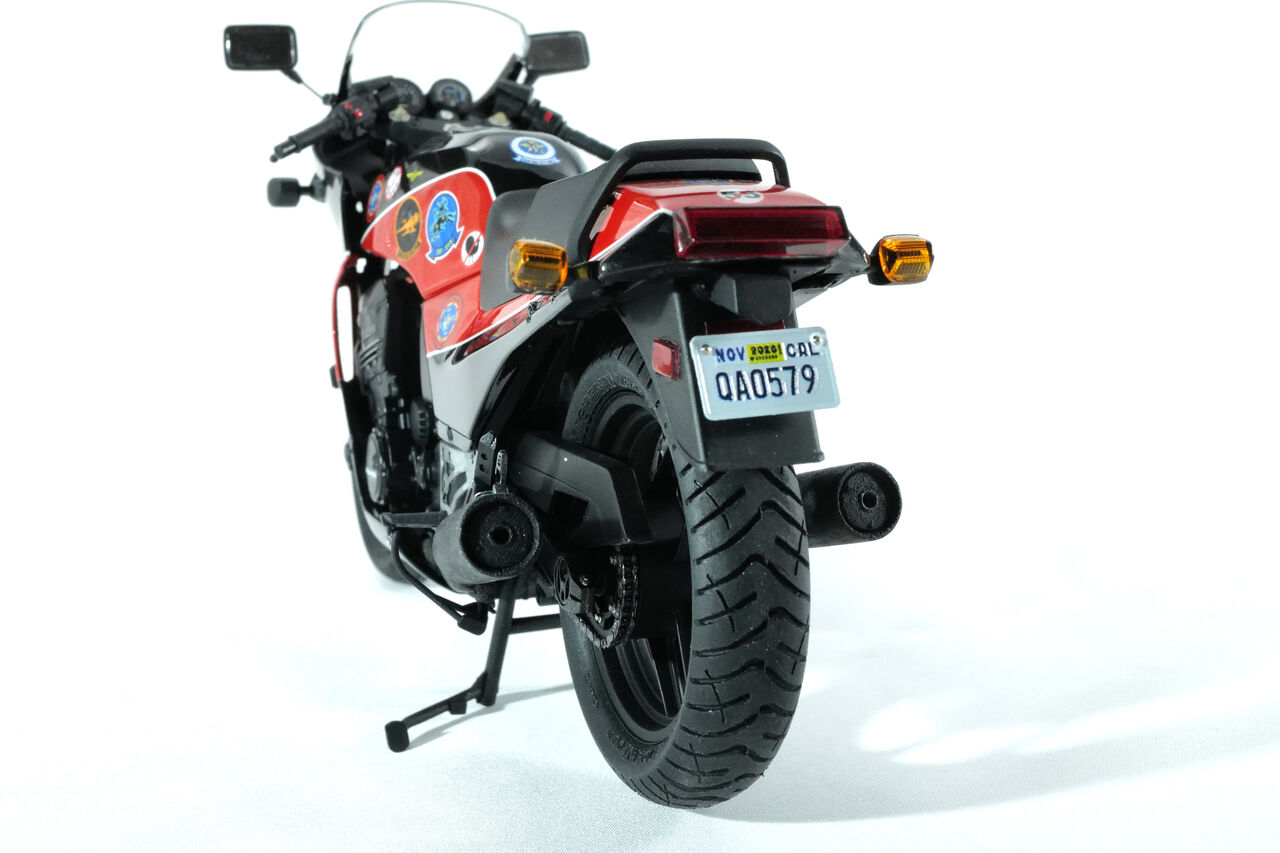 作る アオシマ カワサキ GPZ900R 1/12 「その11 ギャラリー」 : 299の