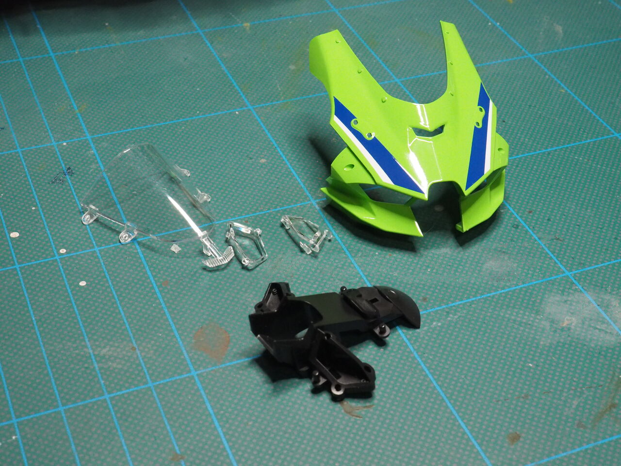 作る MENG Model カワサキNinja ZX-10R 1/9「その7 Step41-50&Self