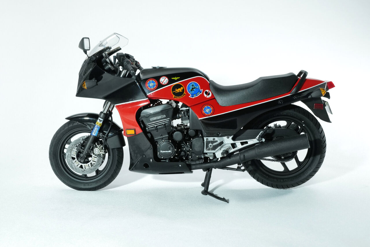 キアラ 作る アオシマ カワサキ GPZ900R 1/12 「その11 ギャラリー」 : 299の