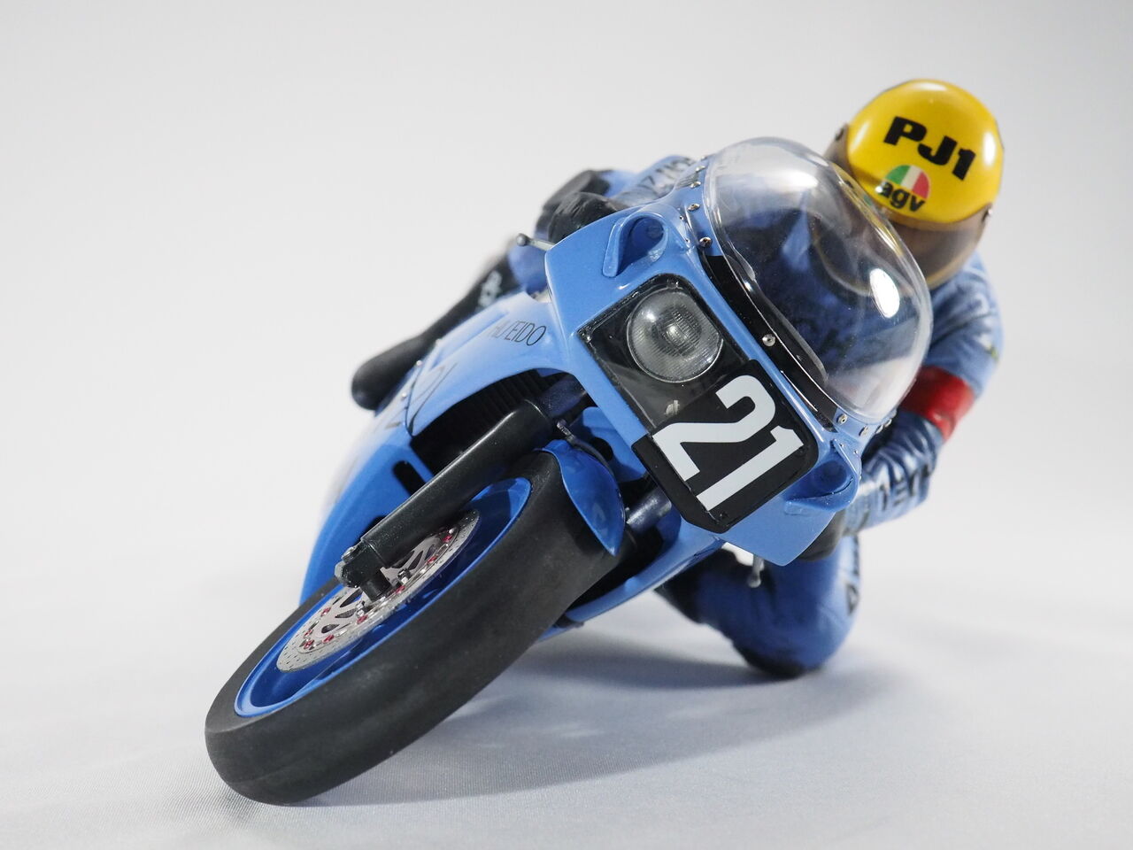 作る フジミ TECH21 ヤマハFZR750 1/12 「その14 ギャラリー」 : 299の