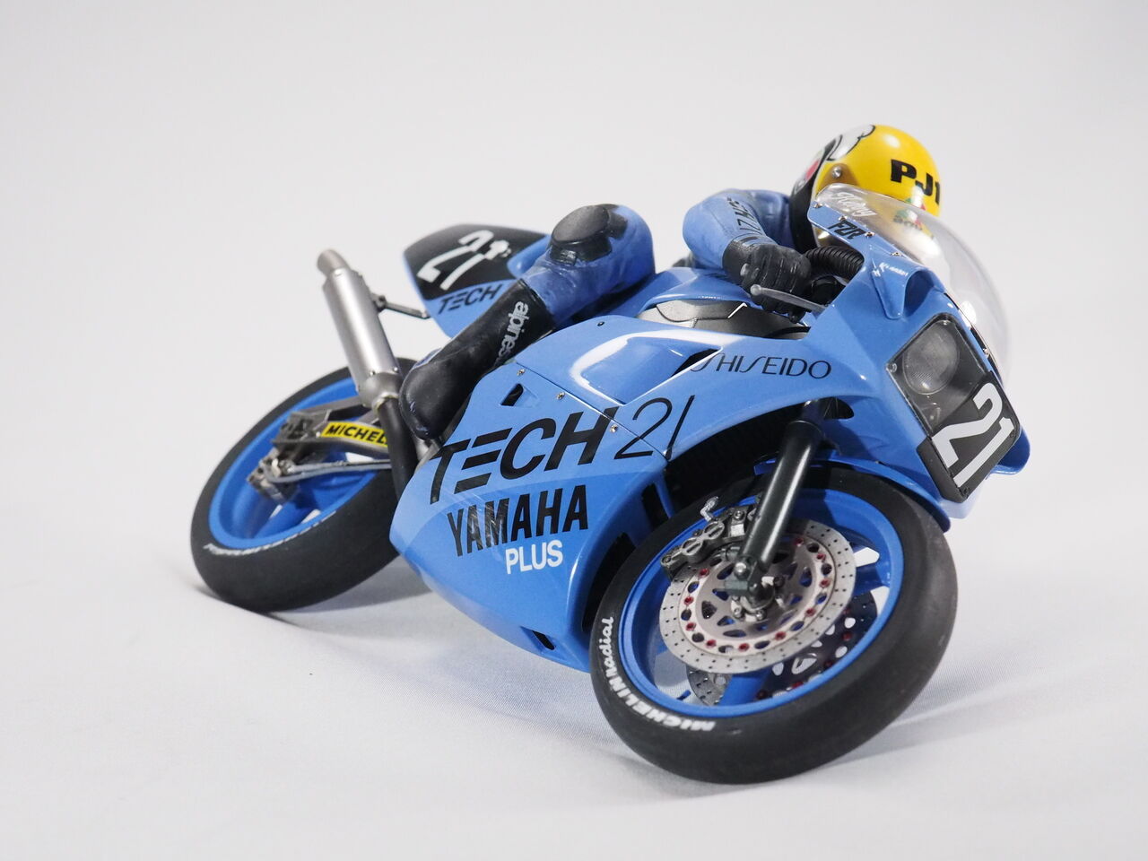 作る フジミ TECH21 ヤマハFZR750 1/12 「その14 ギャラリー