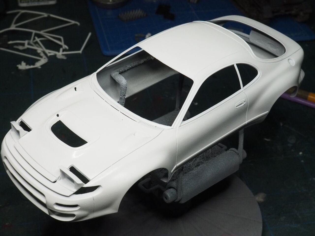作る タミヤ トヨタセリカ GT-FOUR RC 1/24「その2 ボディと言えば磨き