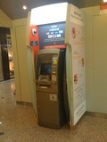 香港銅鑼湾時代広場3/F エスカレーター裏 HSBC ATM